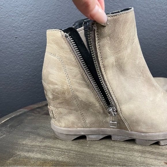 Sorel Joan Of Arctic II Zip Wedge Booties Size 9 Women - Picture 7 of 12